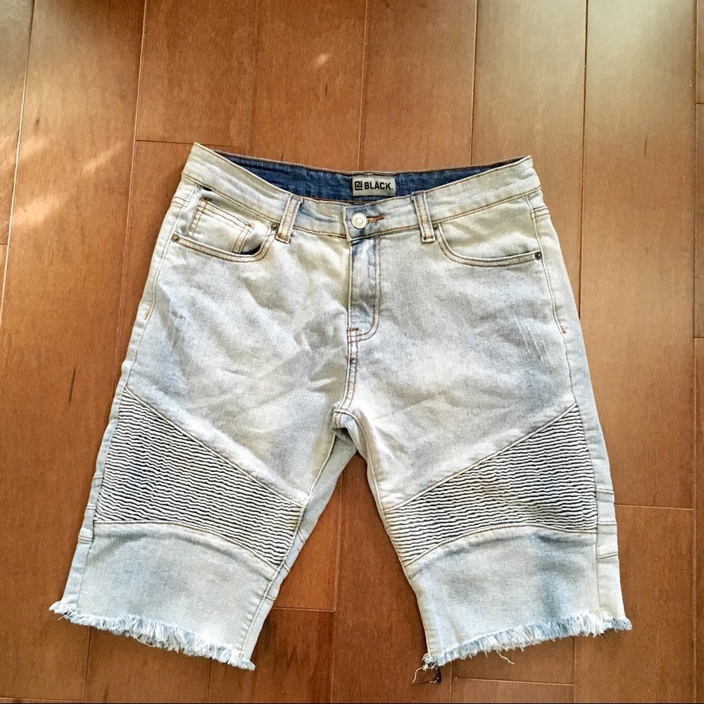 Rue 21 men shorts